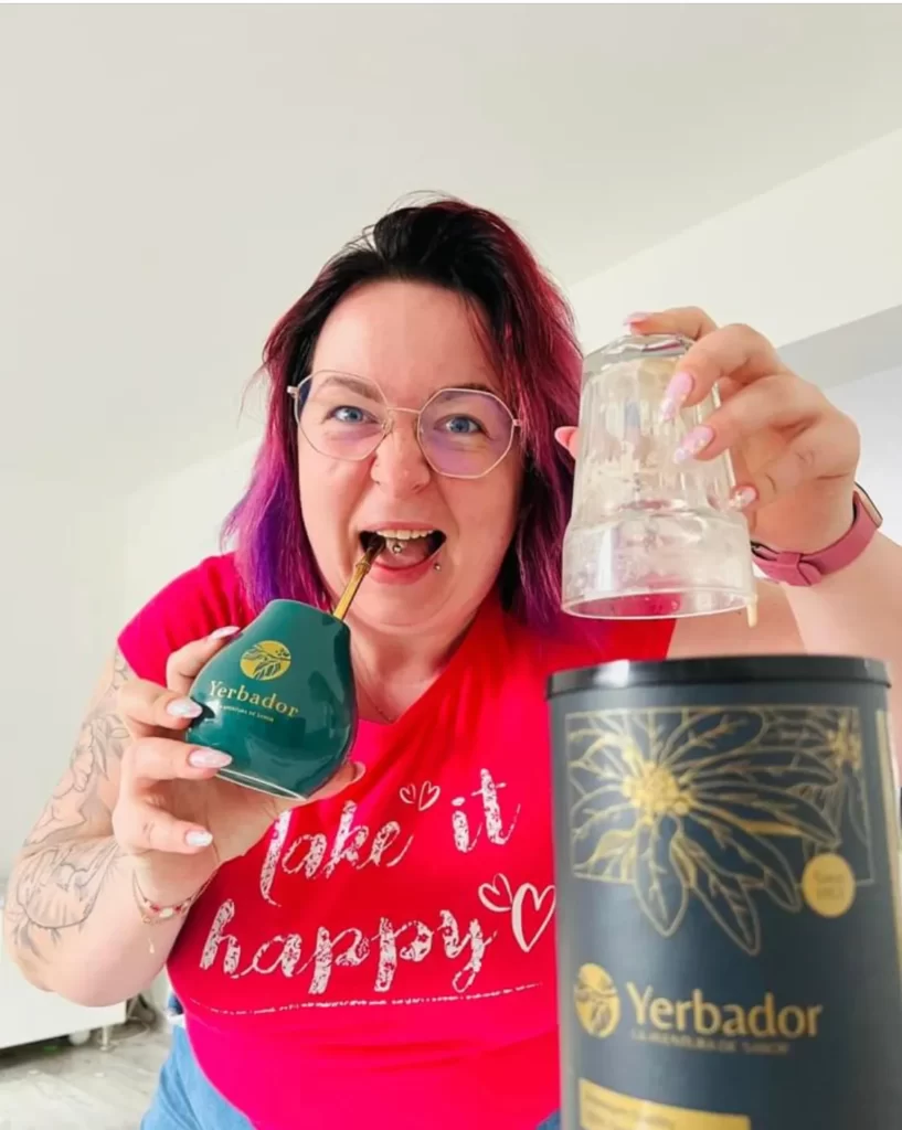 Najpopularniejsza Tiktoterka pijąca susz Yerba Mate